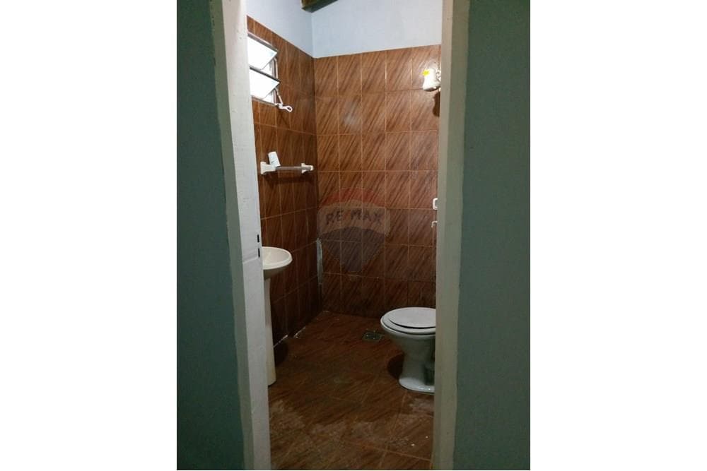Alquilo Casa, San Lorenzo,barrio Agronomo – 2