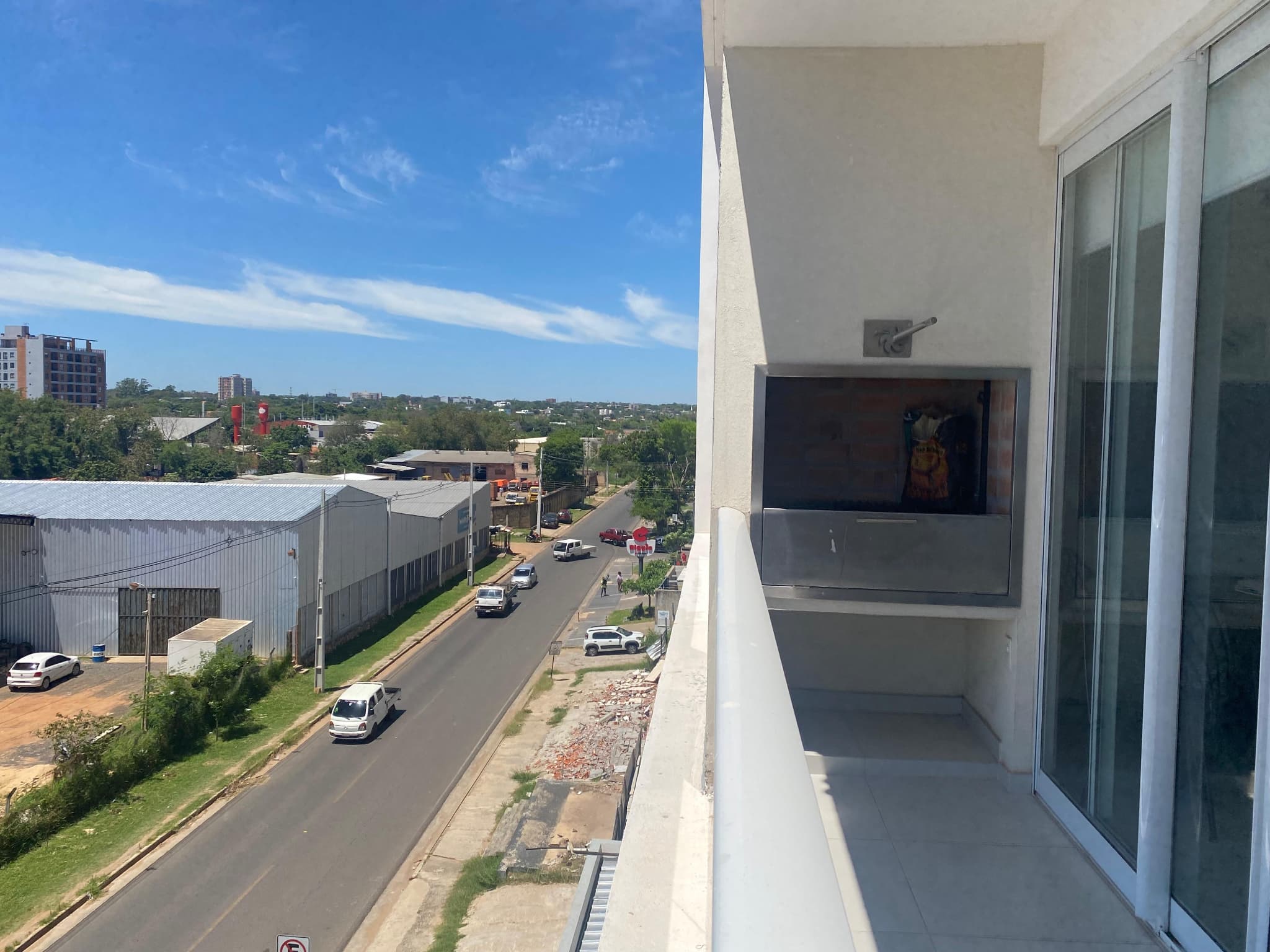 Amplio Departamento Amoblado de 2 dormitorios 2 Baños a Estrenar en Asunción! – 3