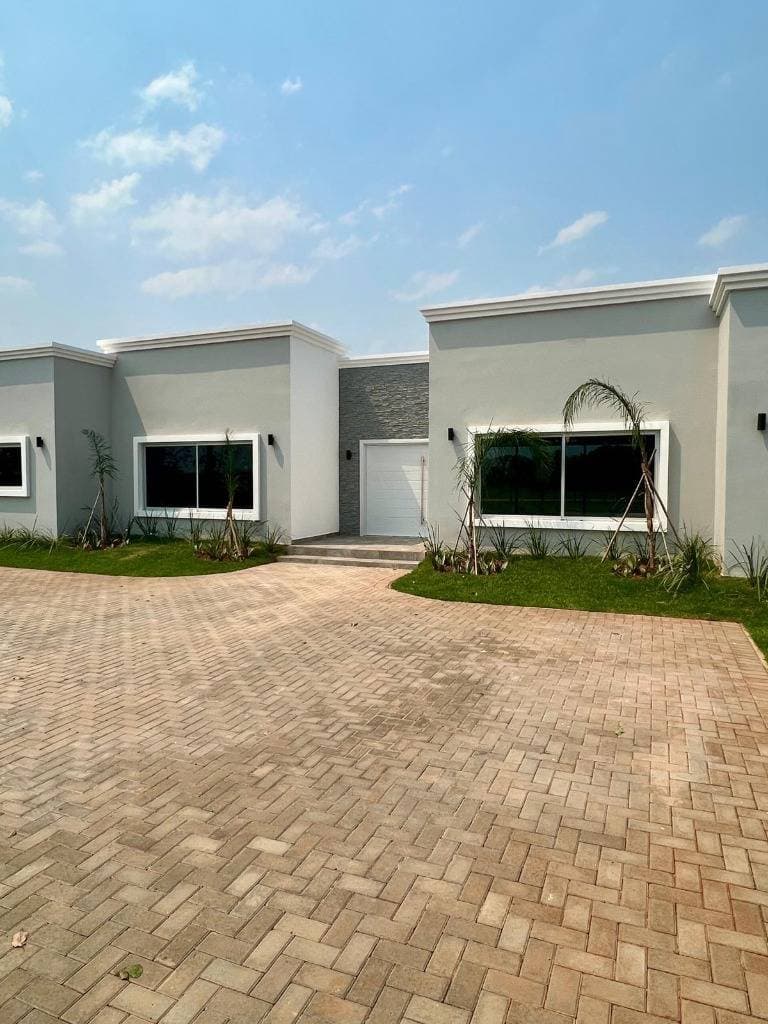 Hermosa Residencia a estrenar completamente equipada en Surubi´i