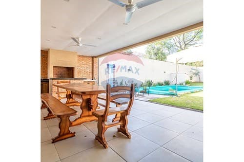 En Venta Casa En San Bernardino Sobre La Avenida Ciervo Cuà – 2