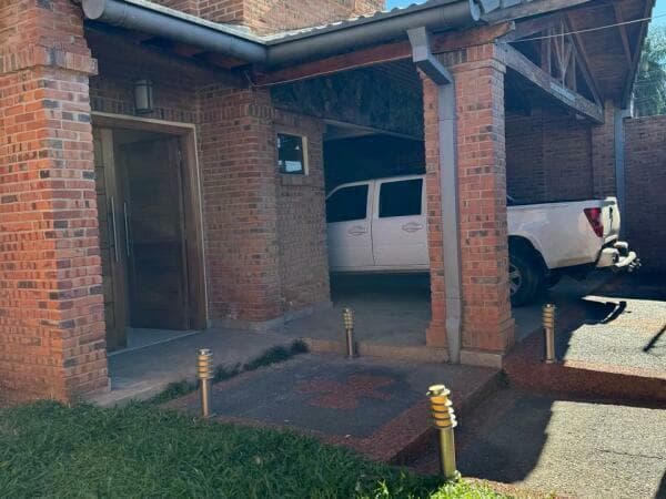 En ALQUILER CASA Amoblada en el Barrio Salvador del Mundo. – 2