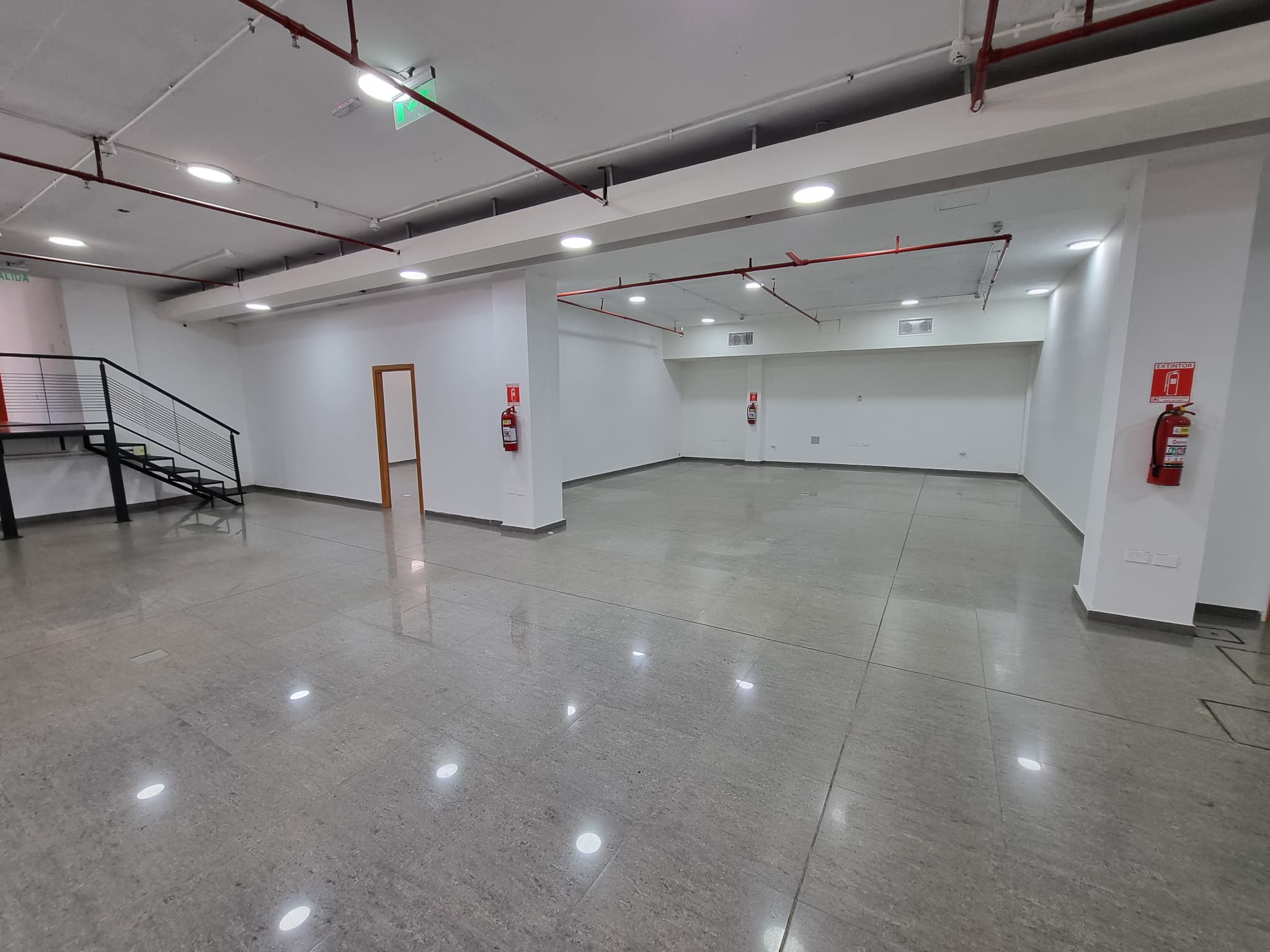 Edificio zona Privilegiada sobre importante avenida en Asunción – 2