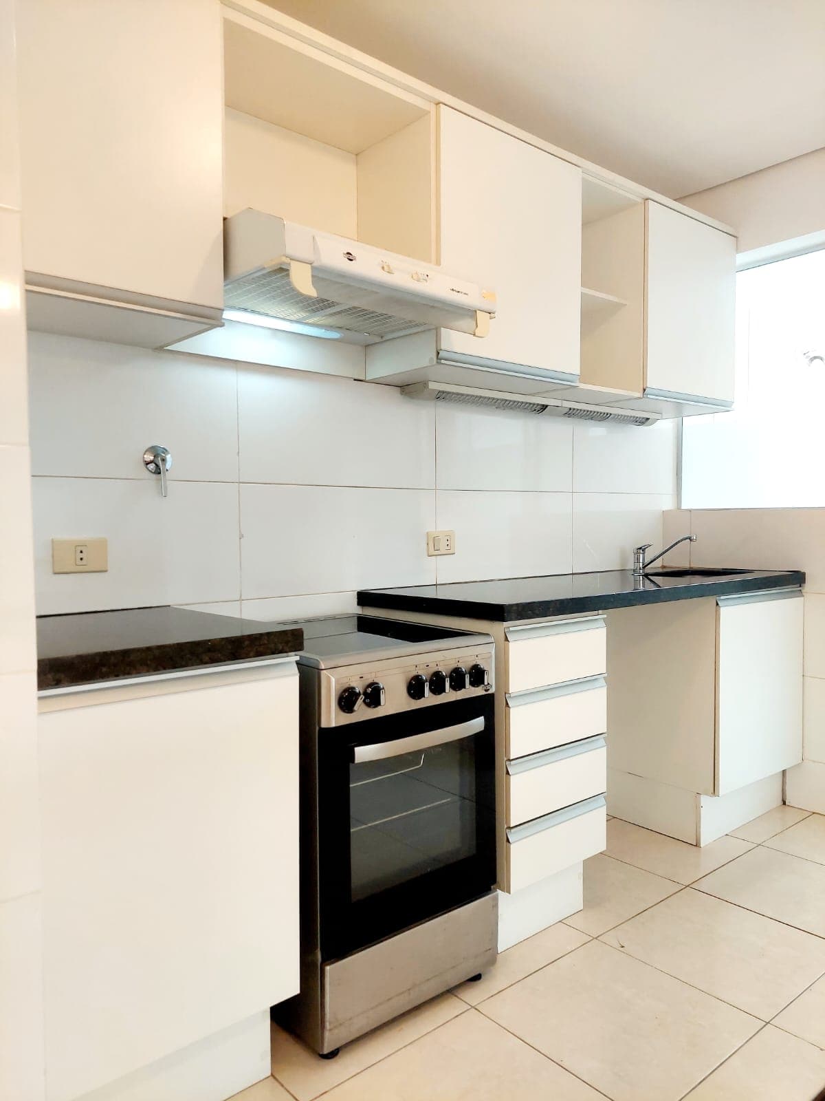 Alquilo departamento de 2 habitaciones + area de servicio, Zona Curda – 2