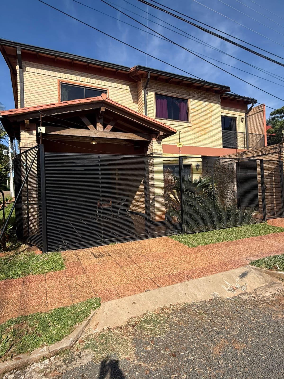 Alquilo duplex amoblado zona Conmebol