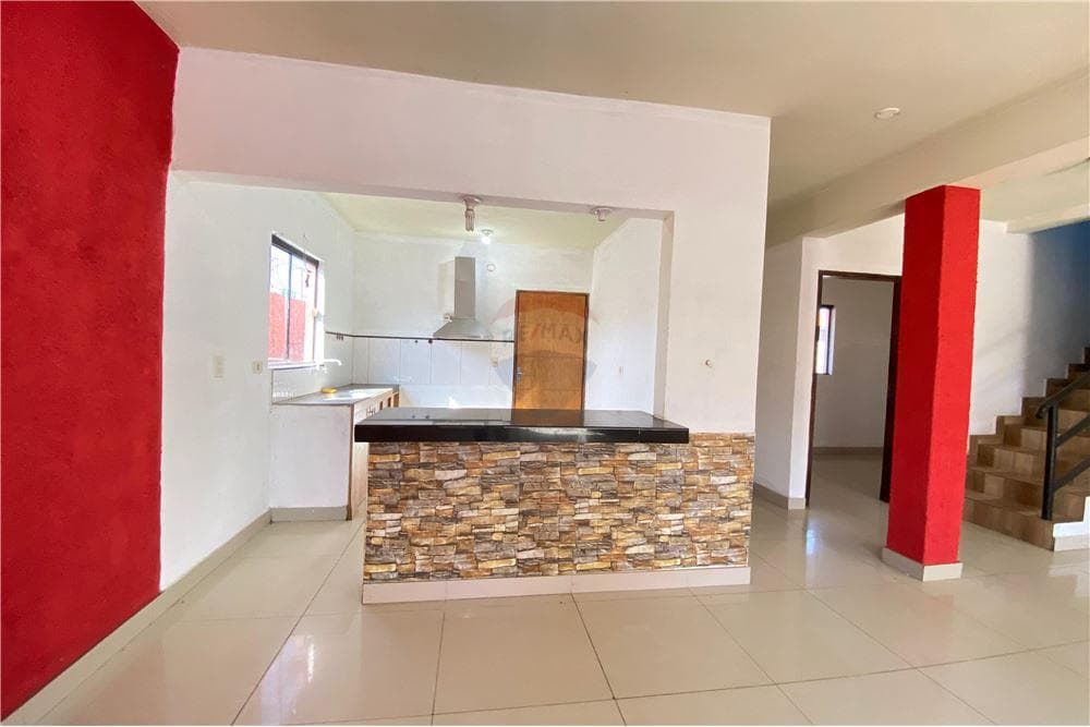 VENDO DUPLEX EN SAN LORENZO BARRIO MIRAFLORES