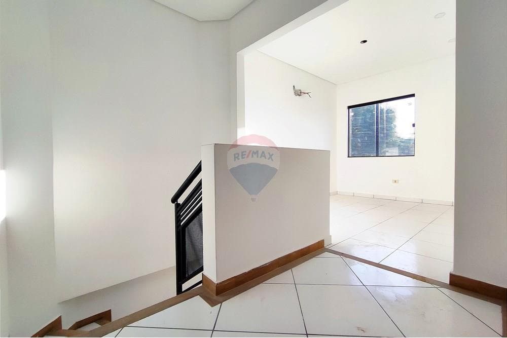 DUPLEX A ESTRENAR Bº LAURELTY – 3