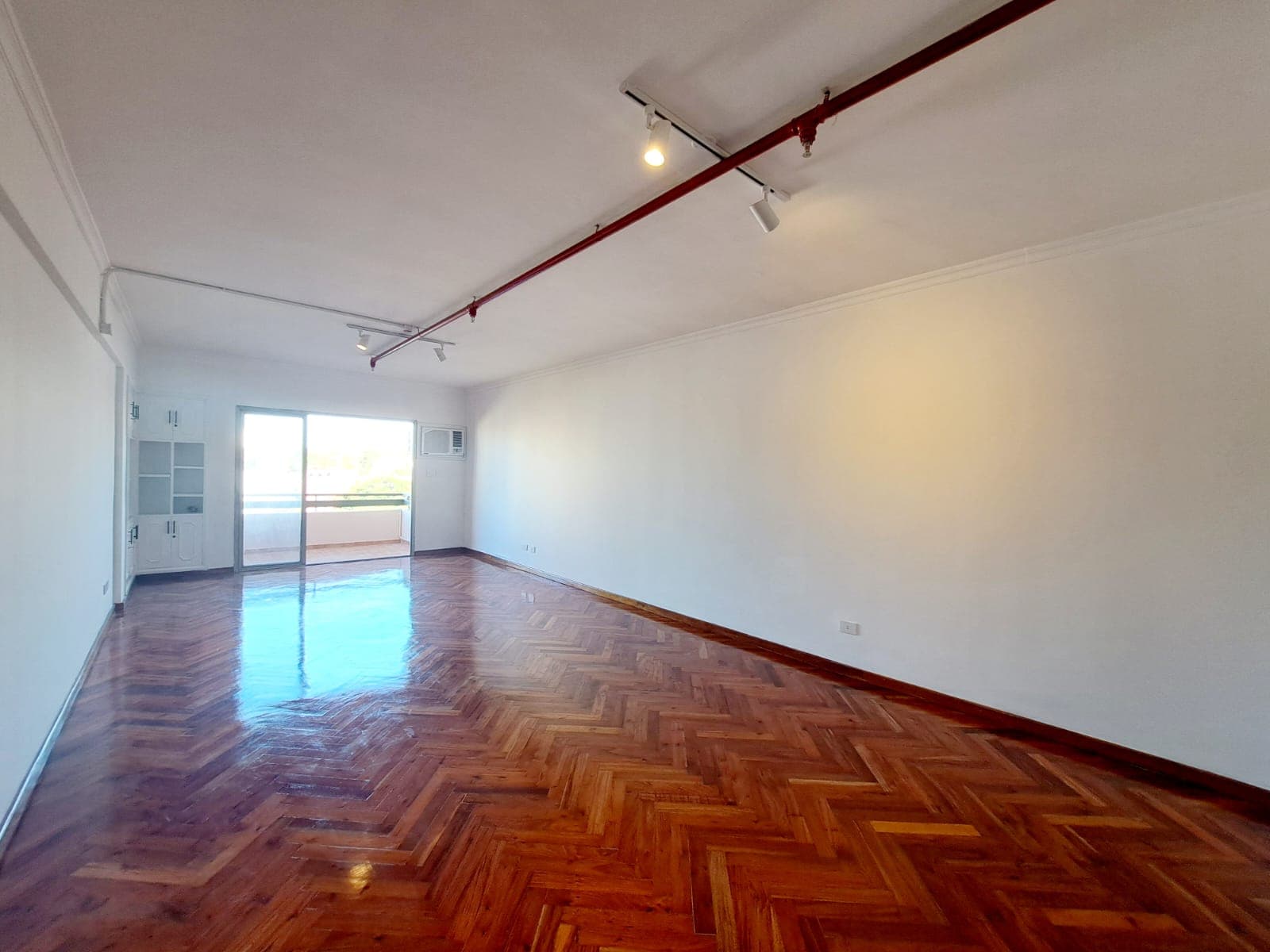 Vendo Departamento De 2 Habitaciones En El Centro De Asunción