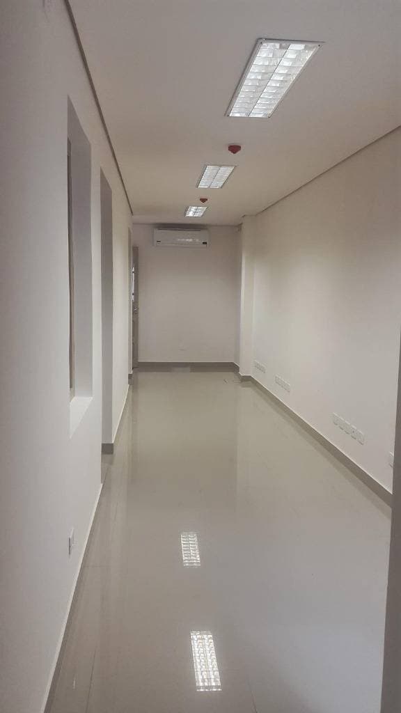 Alquiler – Oficina Sobre Avenida General Santos – 3