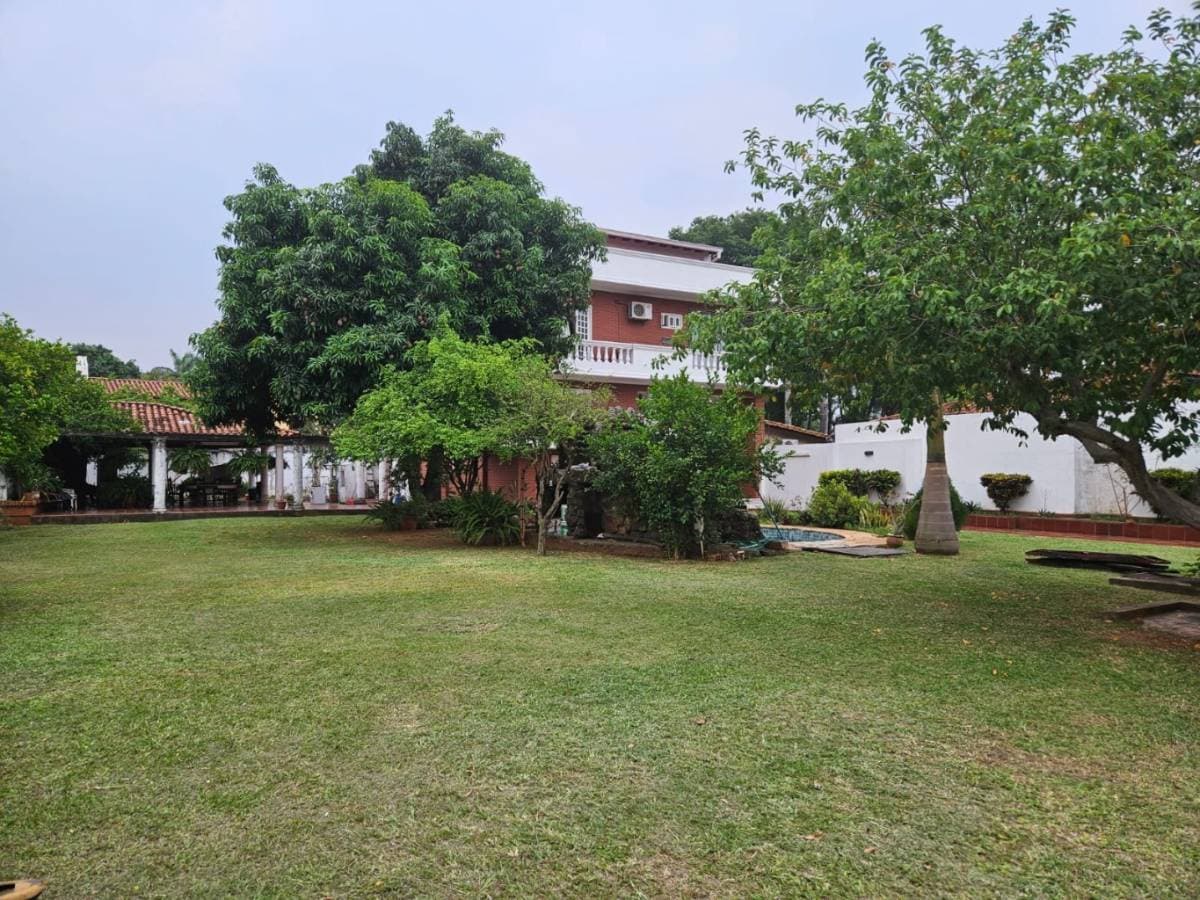 VENDO AMPLIA RESIDENCIA EN YCUA SATY! – 3