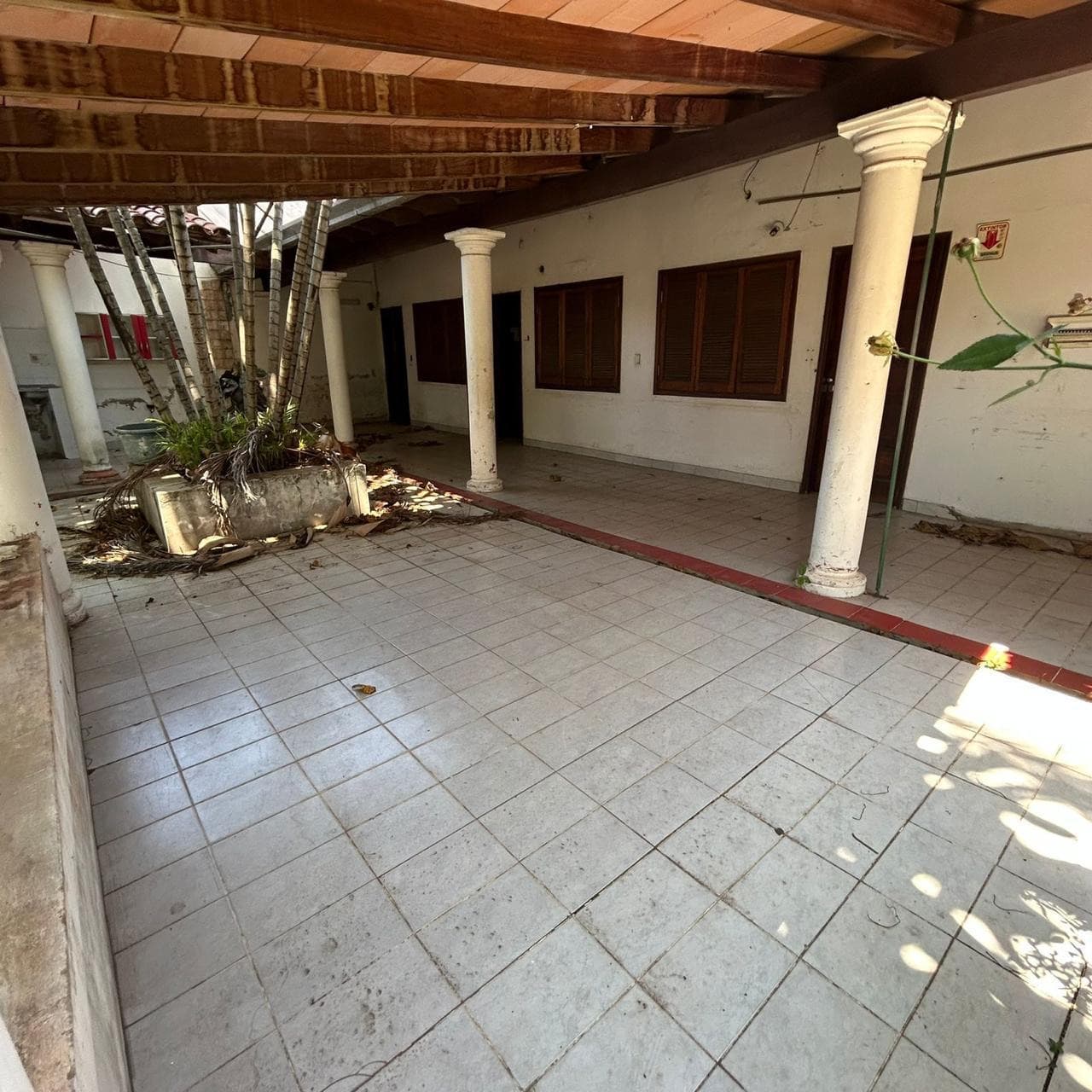 Edificio Con Oficinas para empresas En Asunción sobre Avenida España – 3