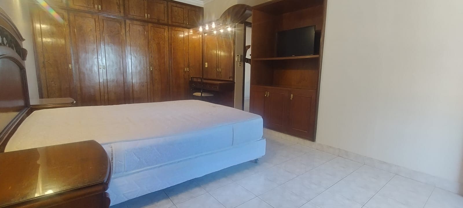 ALQUILO DÚPLEX AMOBLADO EN YKUA SATI ASUNCIÓN – 3