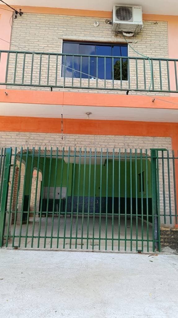 Alquilo Casa en Villa Elisa con excelente ubicación – 2