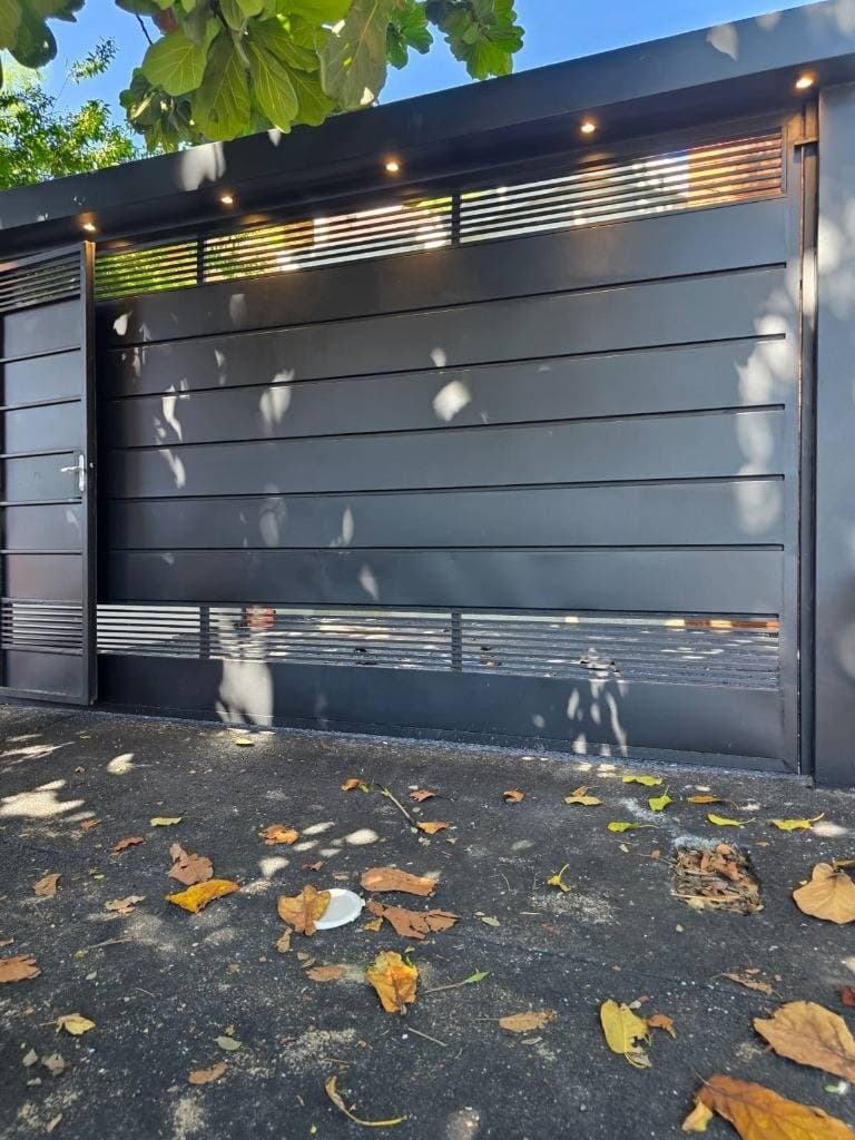 Alquilo casa en el Barrio Mburicao, Asunción