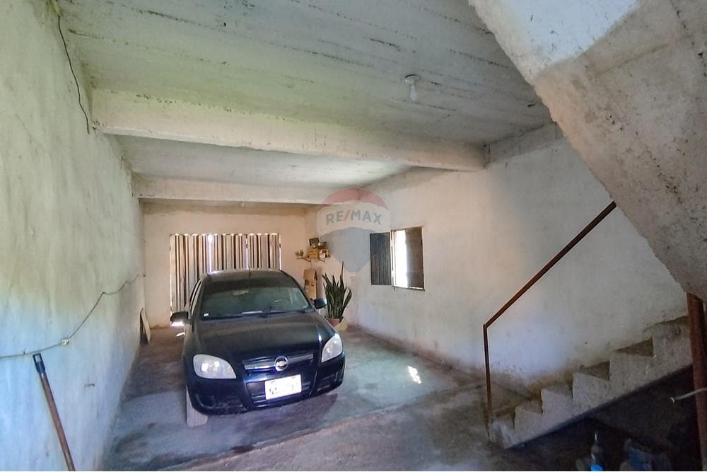 Casa de 2 Niveles en Nanawa - 345 m2 frente a Cancha Sportivo Puerto Elsa – 3