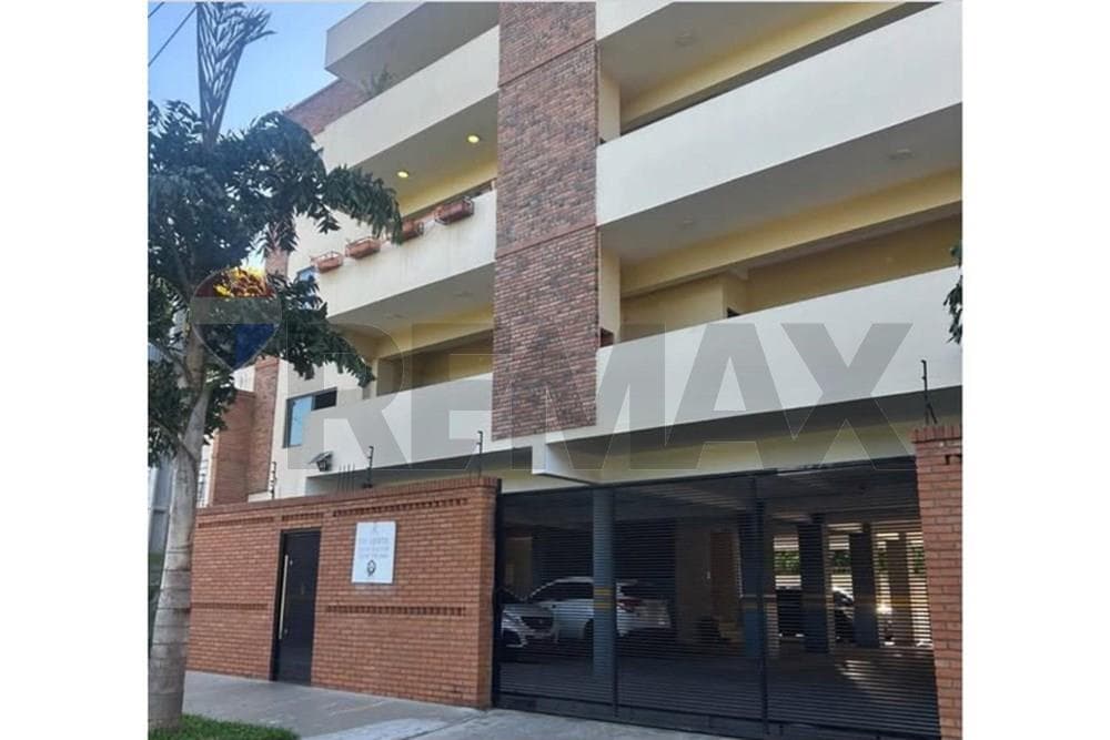 DEPARTAMENTO EN ALQUILER - LUQUE