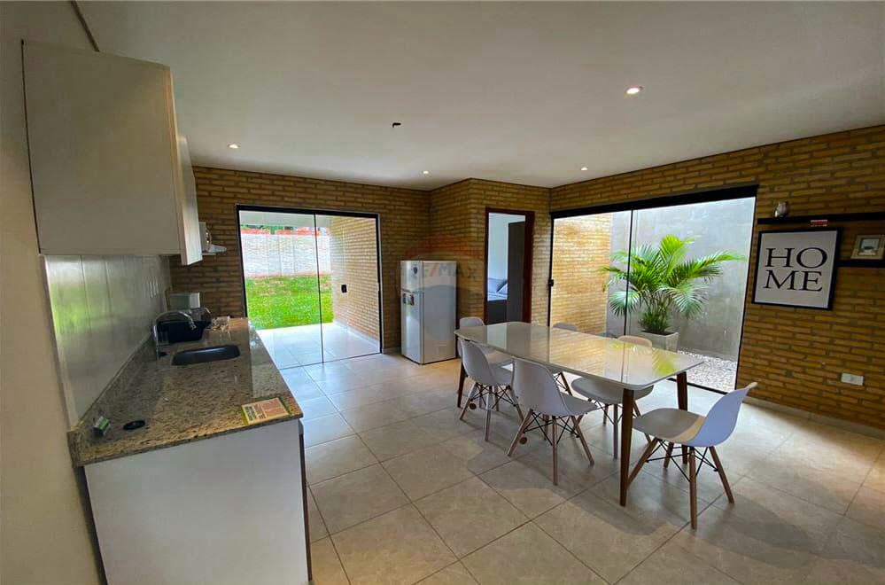 Casa a Estrenar en Condominio Terra II, Ñemby – 198 m² de Terreno y Patio Amplio – 3