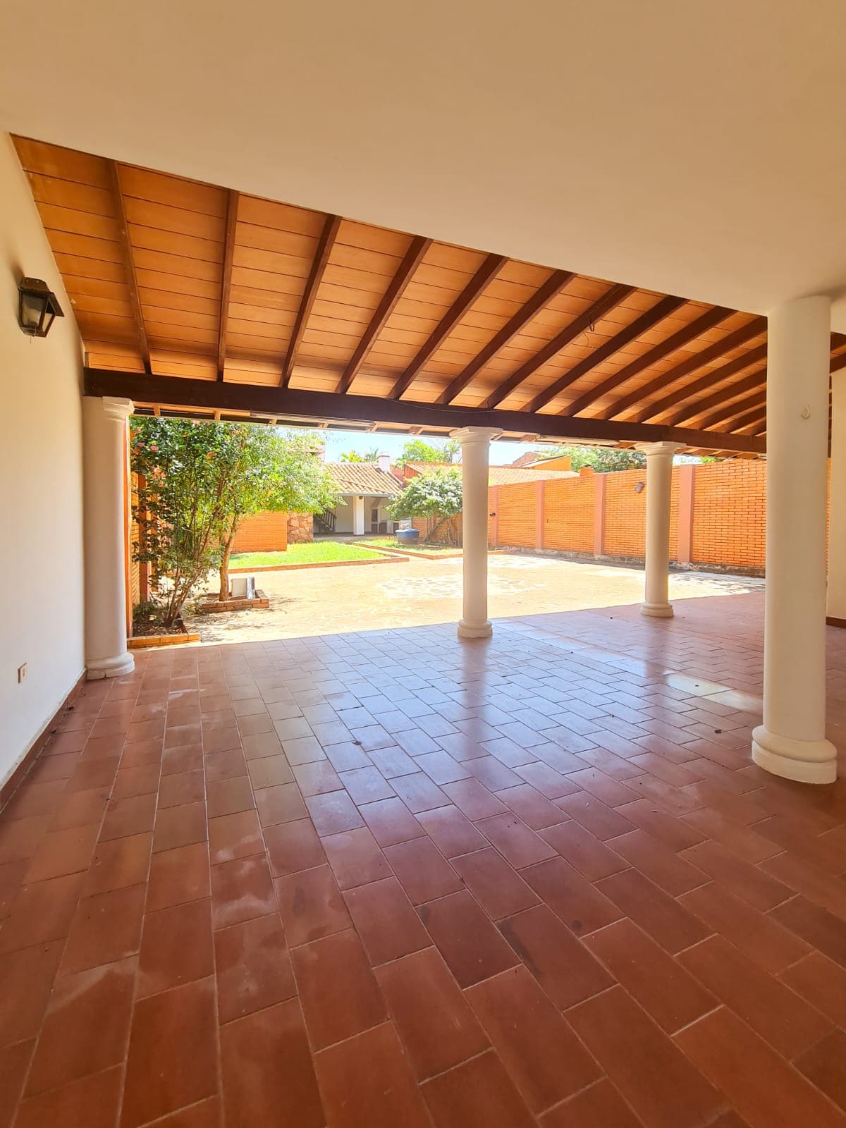 ALQUILO RESIDENCIA EN HERRERA – 3