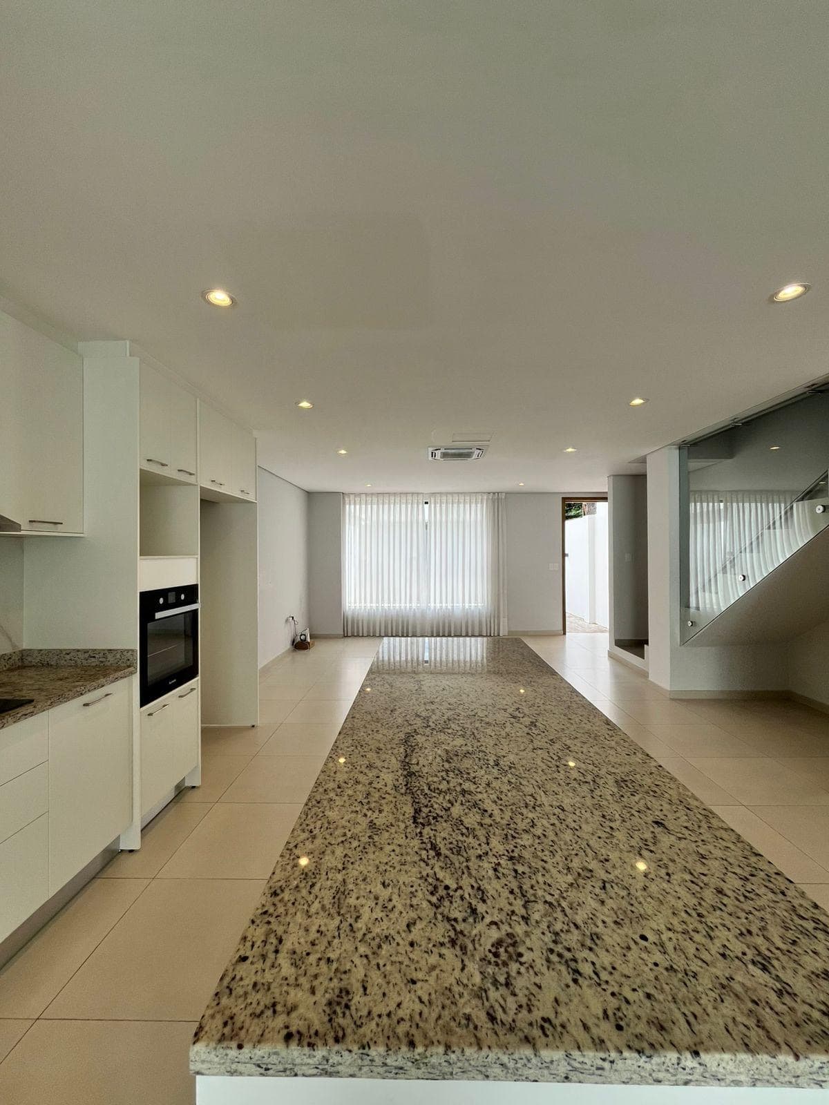 INCREÍBLE DUPLEX EN ALQUILER EN ASUNCIÓN