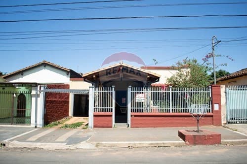 CASA EN VENTA, ASUNCION TEMBERATY