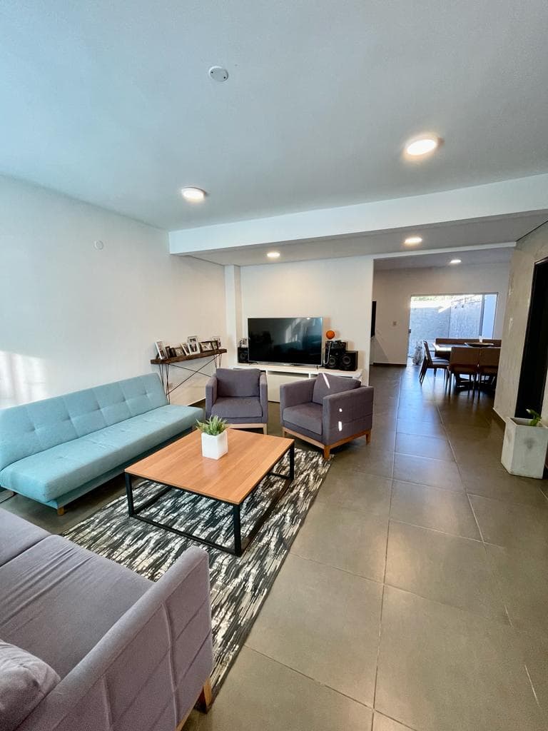 Dúplex en VENTA en Lambare Barrio Mbachio 2 – 3