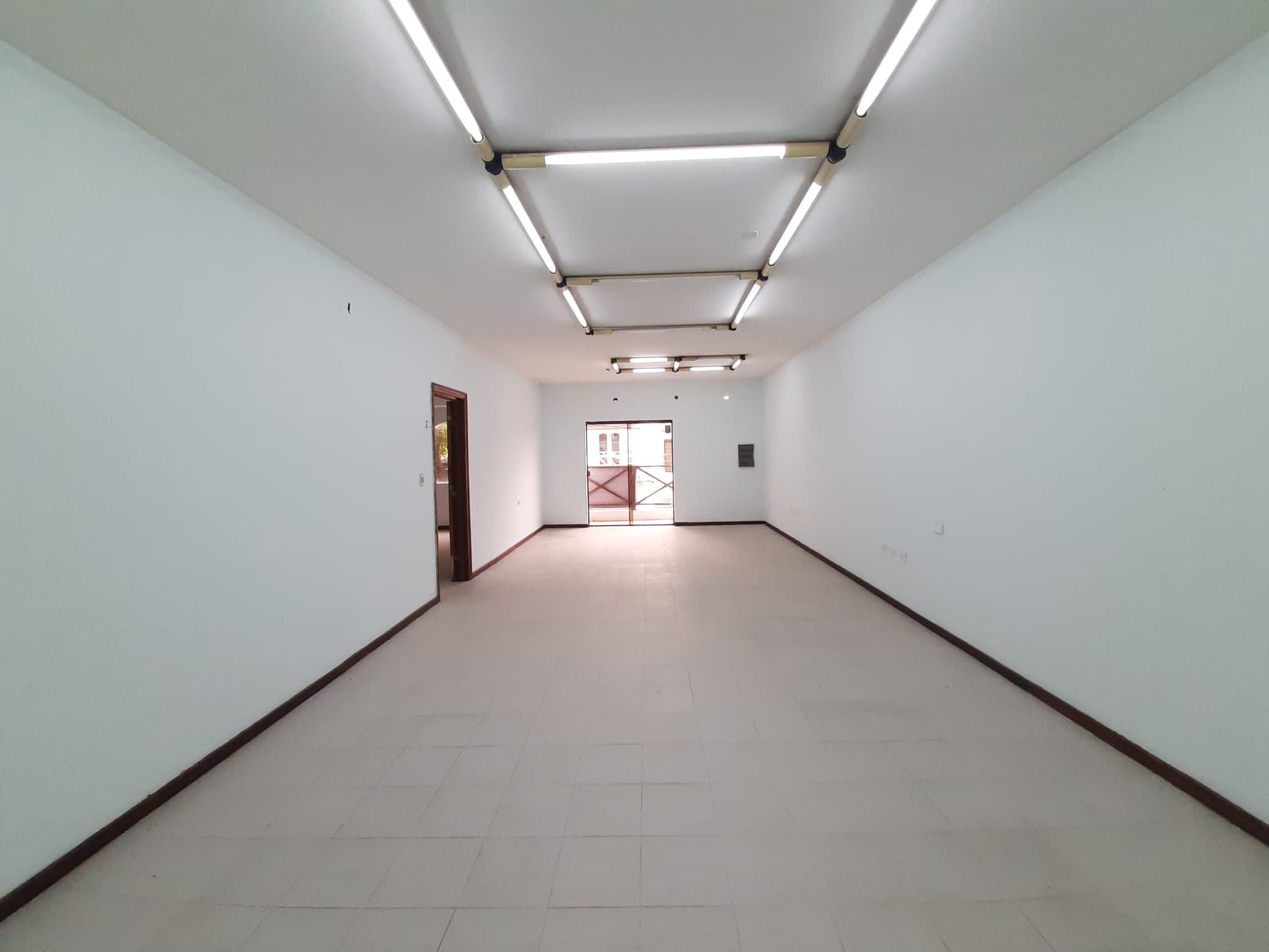 Excelente Edificio De Oficinas En El Centro De Asunción – 2