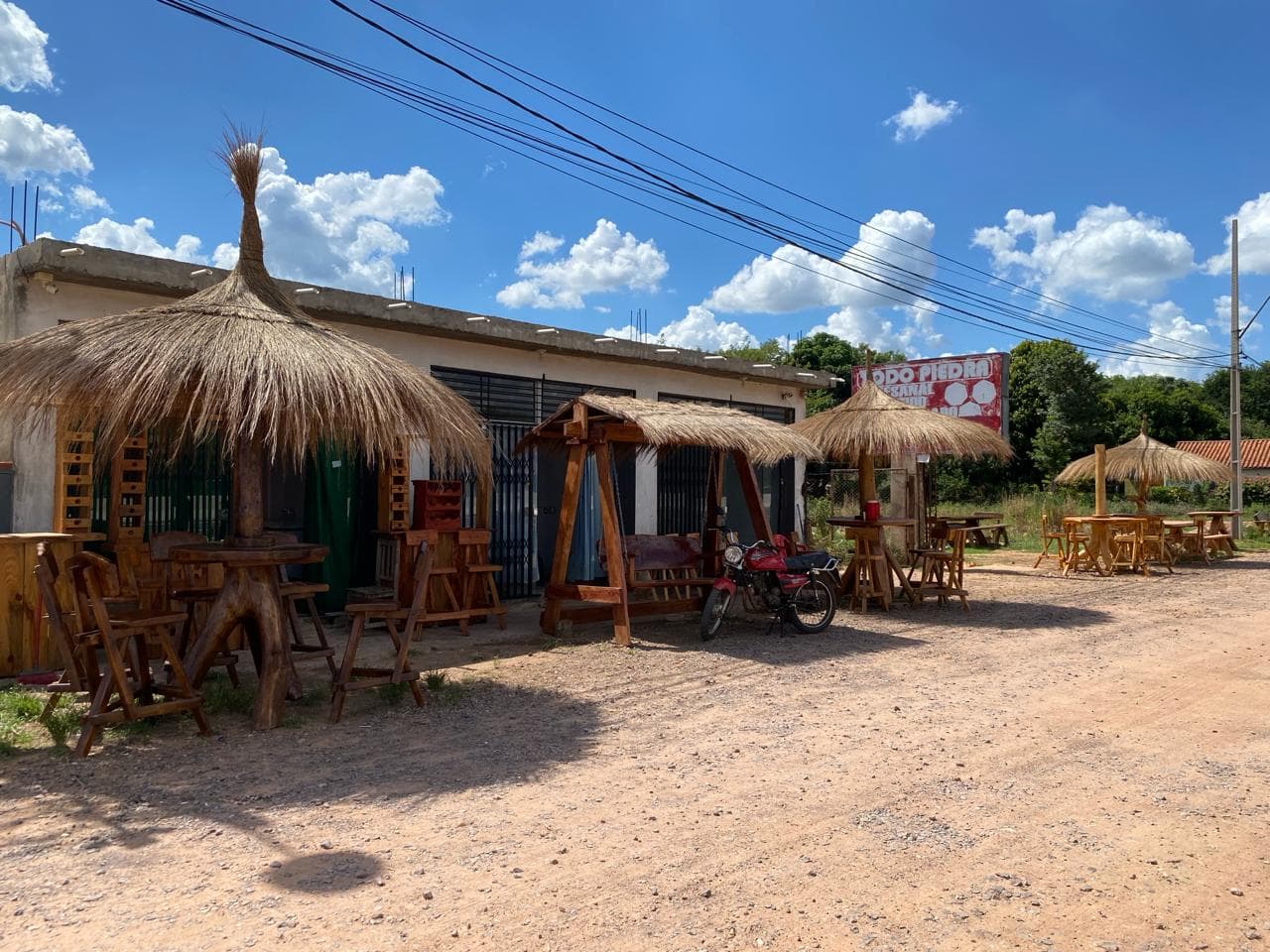 VENDO LOCAL COMERCIAL,  EN YPACARAI SOBRE RUTA R PY 02 Km 41 1/2 – 3