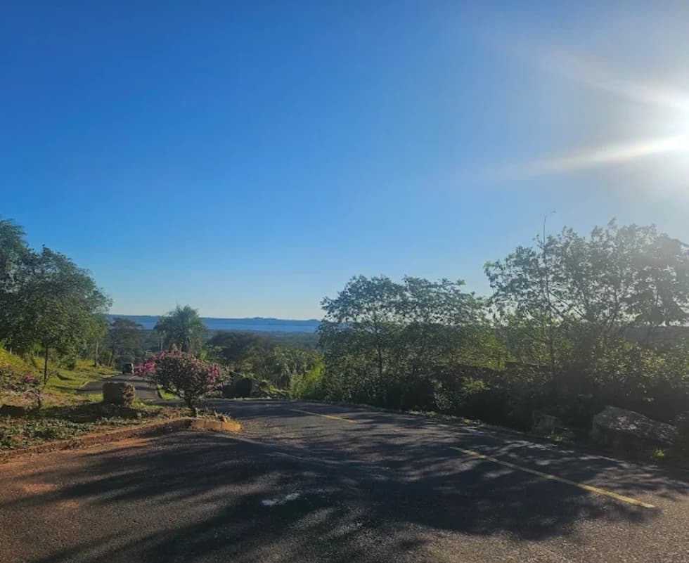 VENDO TERRENO CON VISTA AL LAGO EN ALTA PIETRA – 3