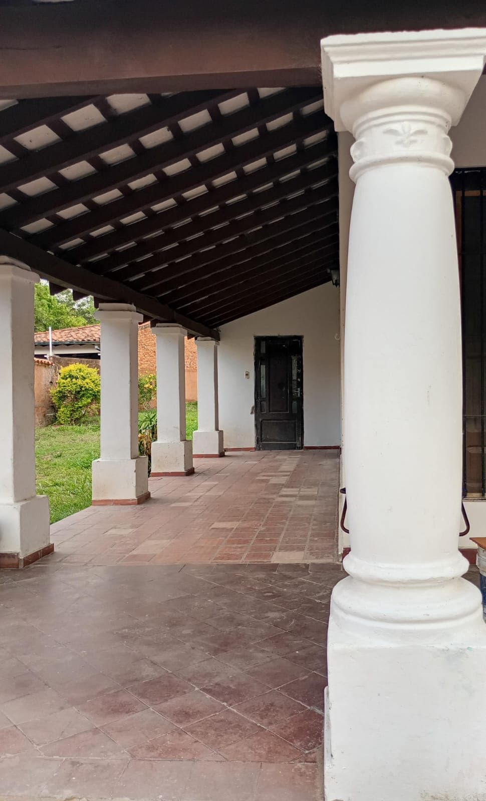 Alquilo Casona Tipo Colonial en el Centro de Areguá – 2