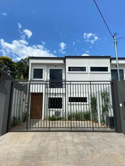 Alquilo Hermoso Duplex con Piscina