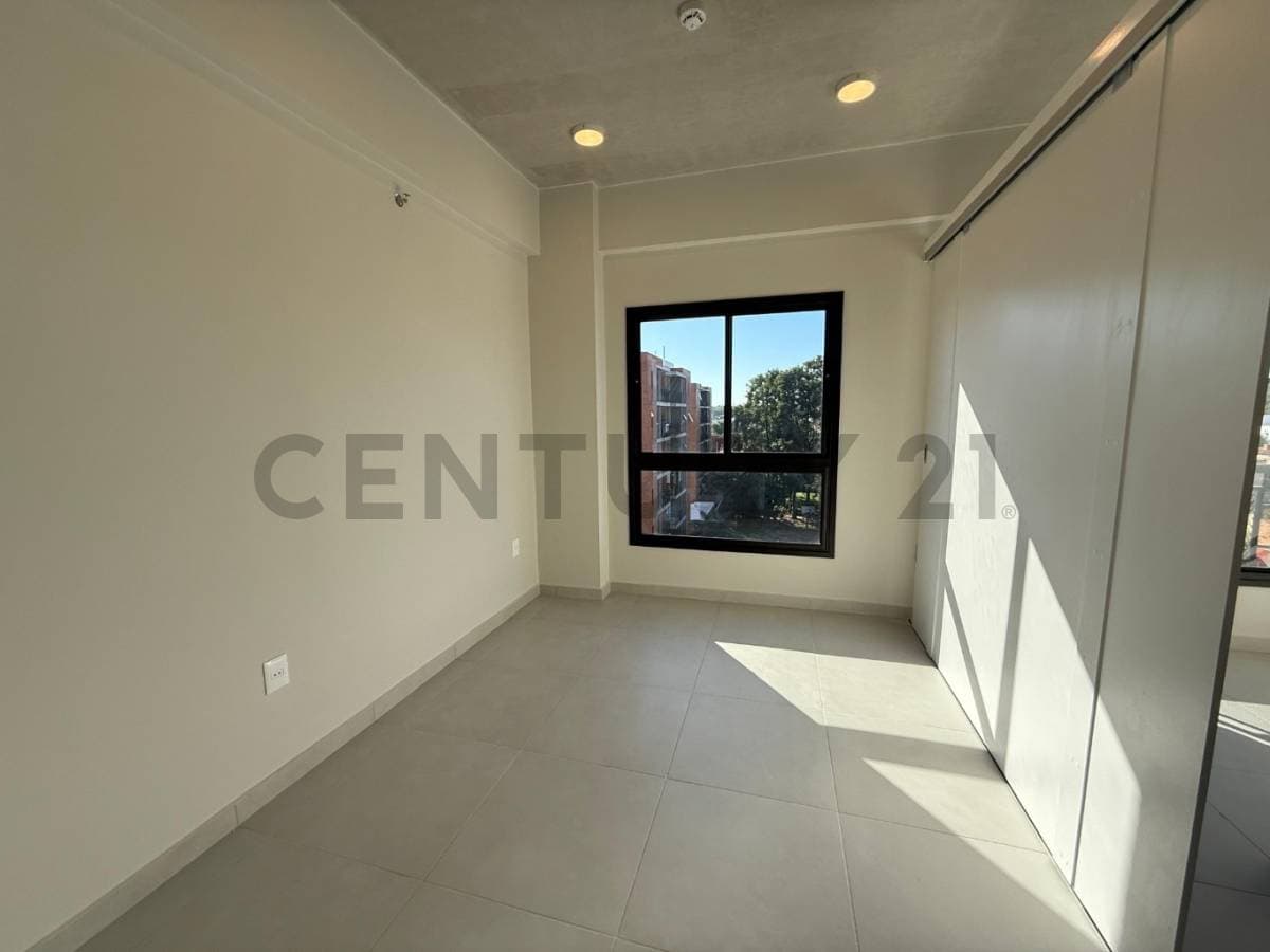 EN ALQUILER DPTO MONOAMBIENTE CON COCHERA en ZUBA 10 – 3
