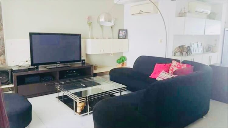 En alquíler hermoso dúplex con piscina sin muebles en barrio Mburucuyá – 3