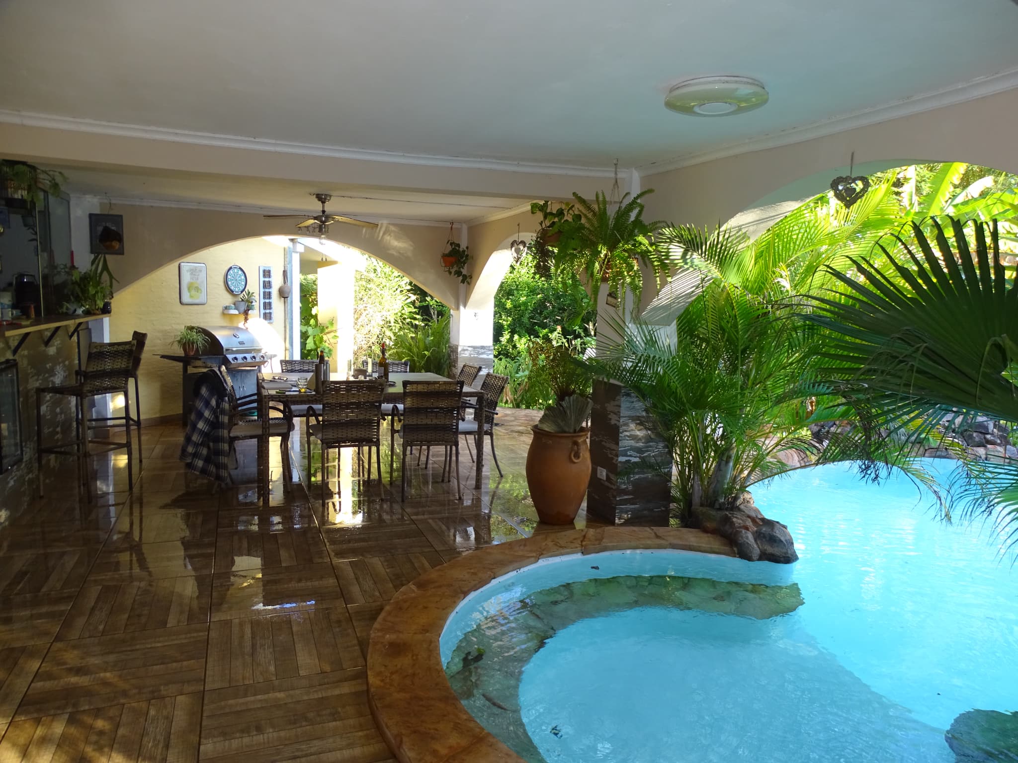Vendo Casa Quinta con dos casas y dos piscinas
