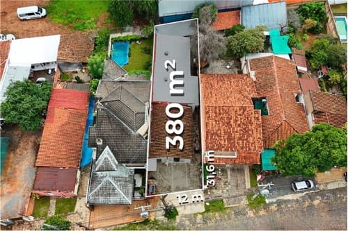 Terreno Con Casa En Recoleta