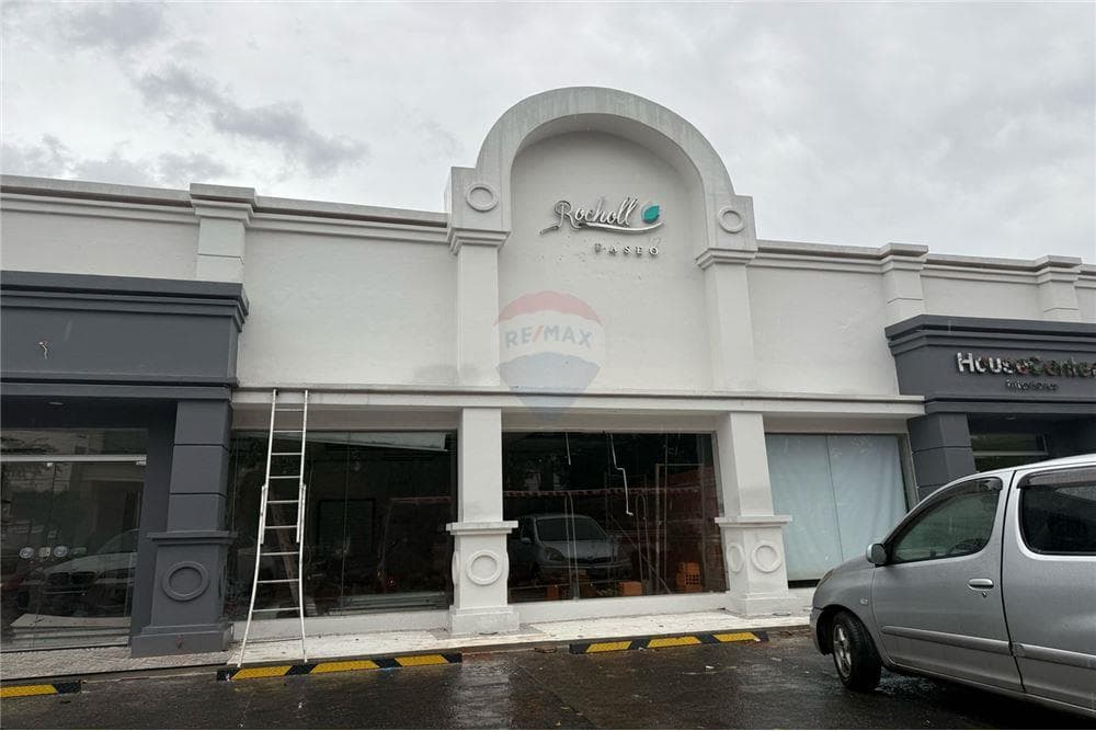 ALQUILO PRESTIGIOSO LOCAL EN ESQUINA