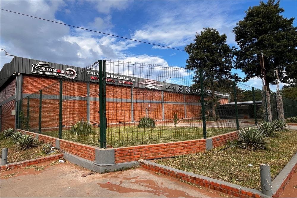 ALQUILO DEPOSITO CON OFICINAS EN ÑEMBY