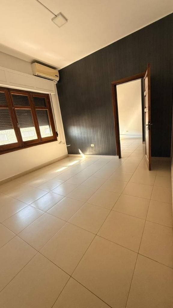 ALQUILO OFICINA 2 AMBIENTES PALMA ESQ. ALBERDI - ID 46233 – 2