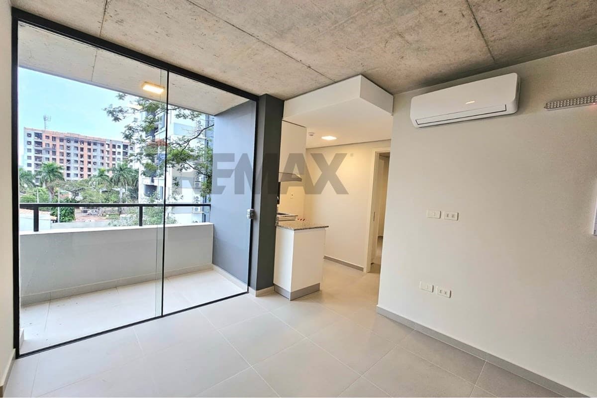 ALQUILO DEPARTAMENTO EN LUQUE CENTRAL – 2