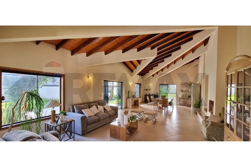Casa de 4 habitaciones con Terreno de 800 M2 en Lambaré Kennedy – 3