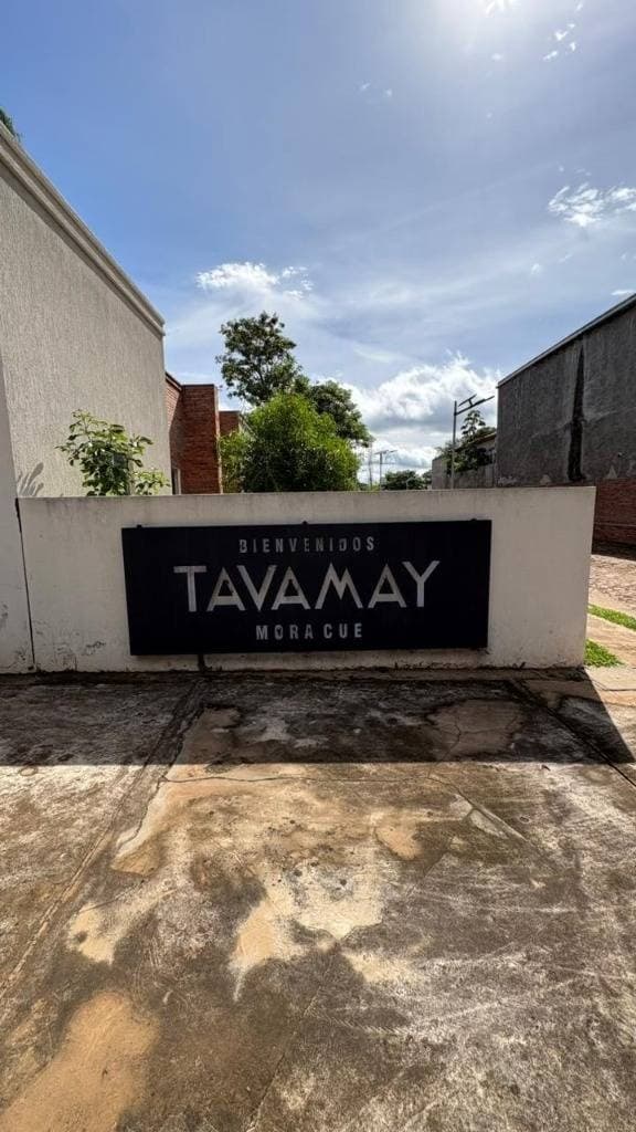 EN VENTA – Casa en Barrio Cerrado Tavamay | Mora Cué – Luque – 2