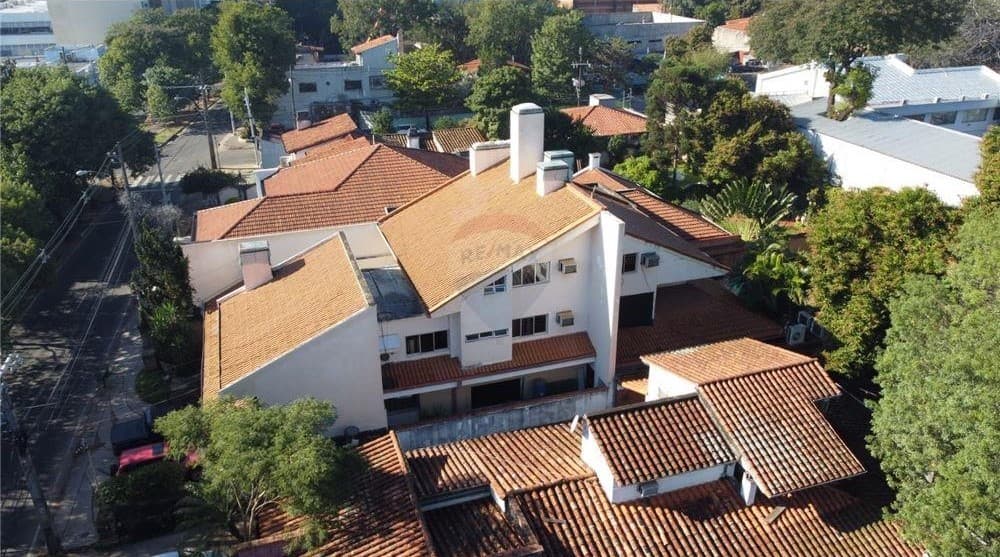 En venta Casa Sobre Guiddo Boggiani - Asunción