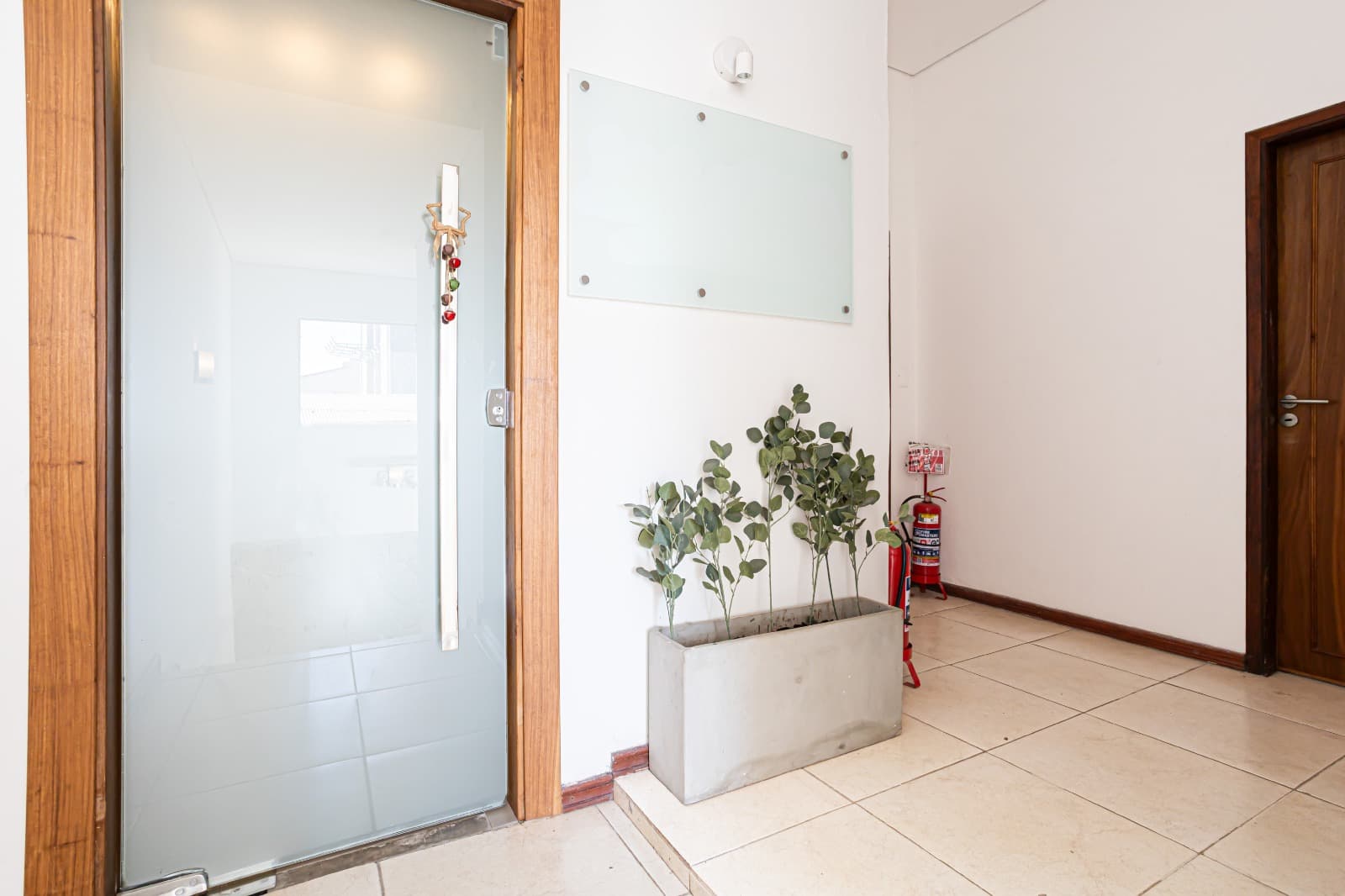 EN VENTA – PROPIEDAD COMERCIAL / RESIDENCIAL SOBRE AVDA. SANTÍSIMA TRINIDAD – 2