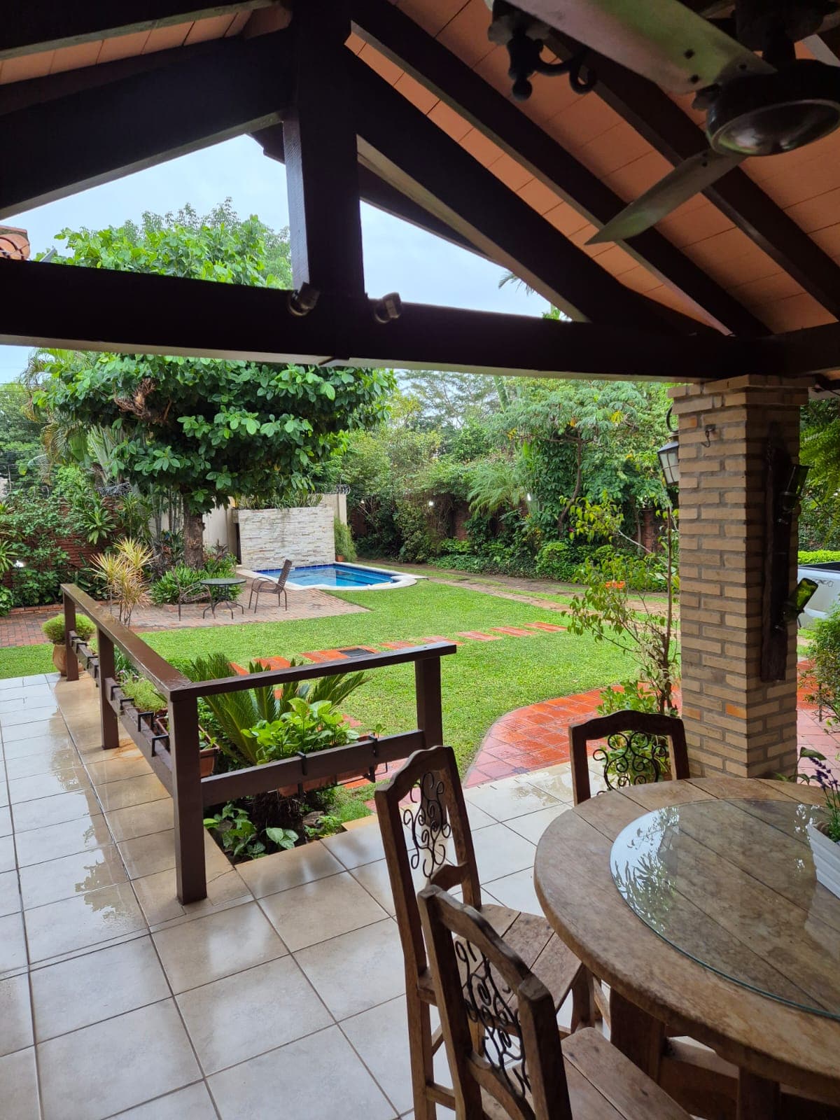 ALQUILO HERMOSA CASA EN LAMBARE A PASOS DE LA MUNICIPALIDAD – 2