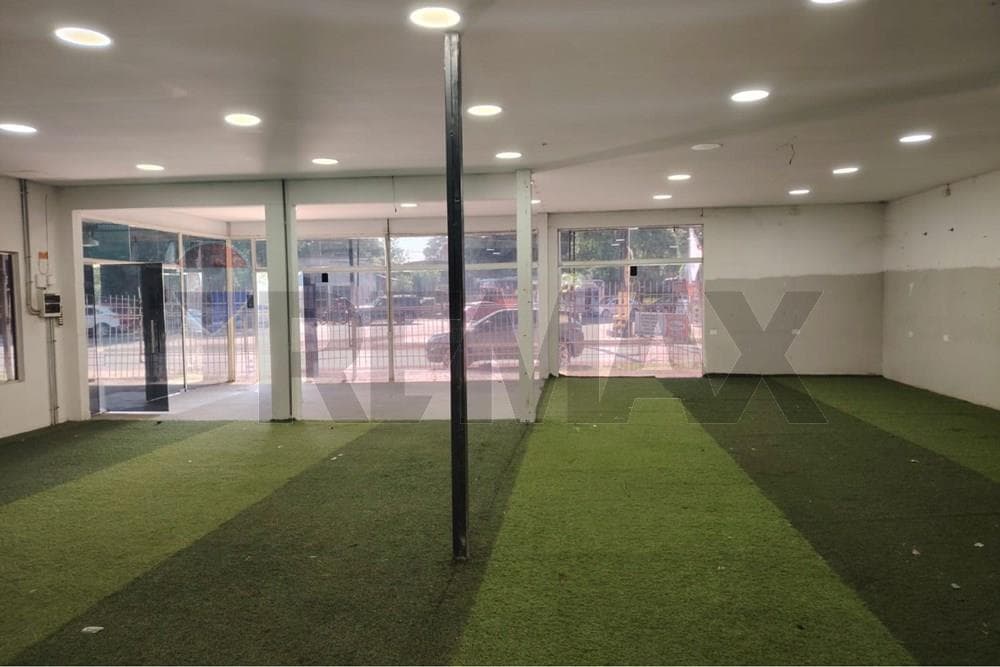 LOCAL COMERCIAL EN ALQUILER - SAN LORENZO – 3