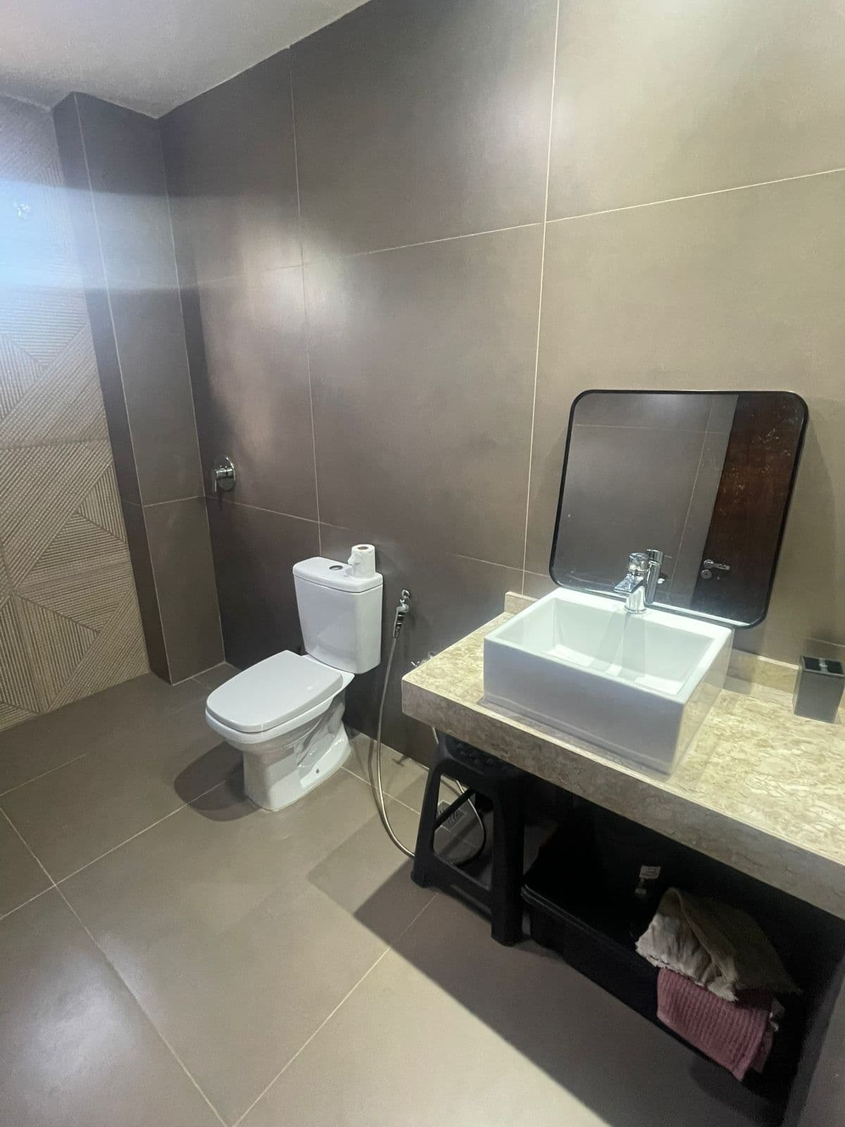 Alquilo departamento 2 dormitorios amoblado zona Pinedo UNA