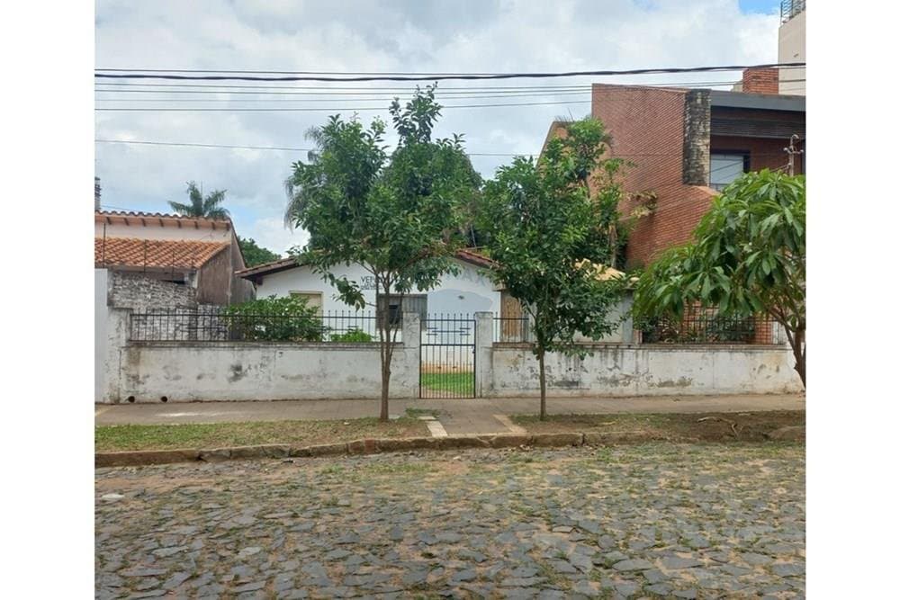 Carmelitas vendo terreno