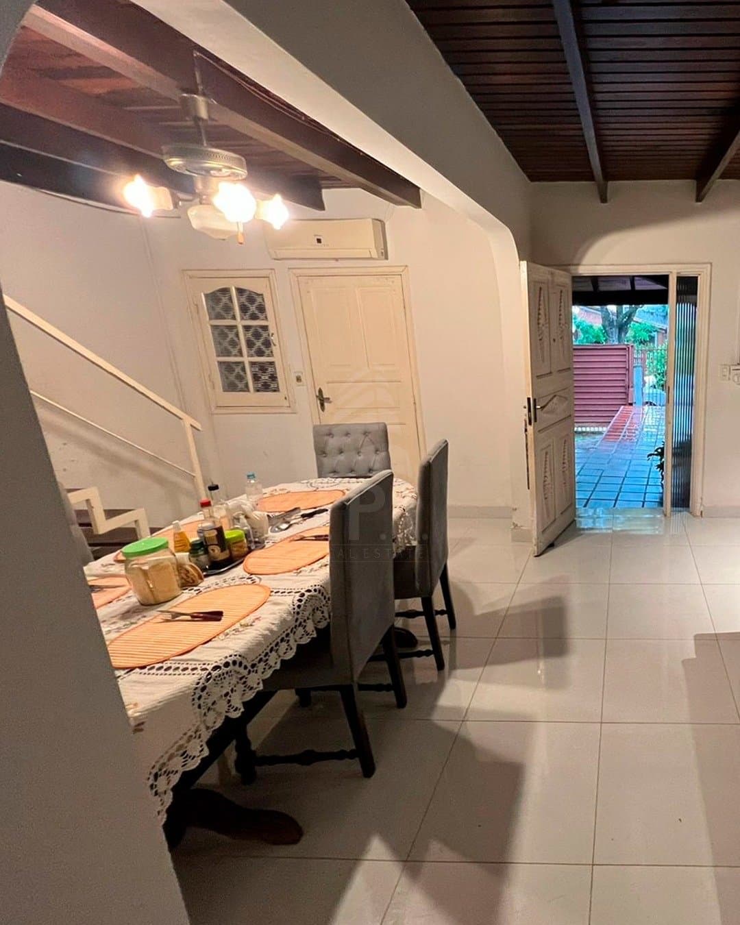 Casa a refaccionar o demoler en Barrio Jara – 3