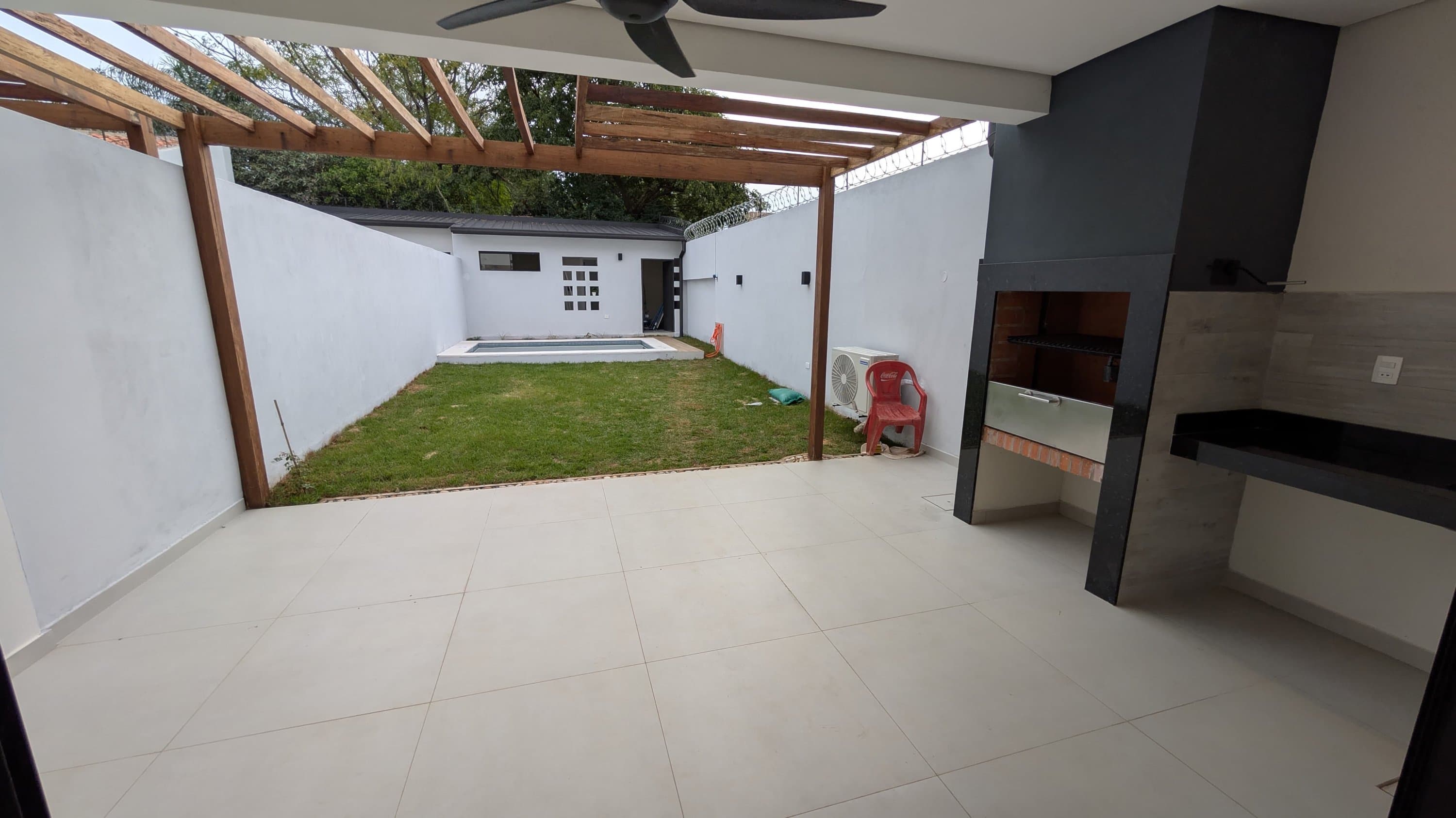 EN ALQUILER DUPLEX EN LOMA MERLO (Luque) – 3