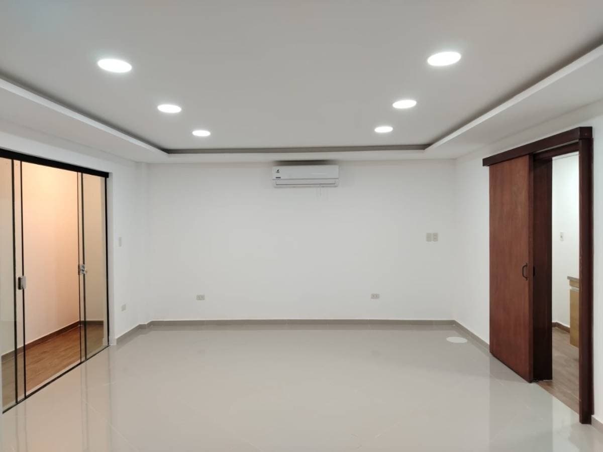 EN VENTA DEPARTAMENTO DE 2 DORM. EN LAMBARÉ, B° SAN RAFAEL – 2