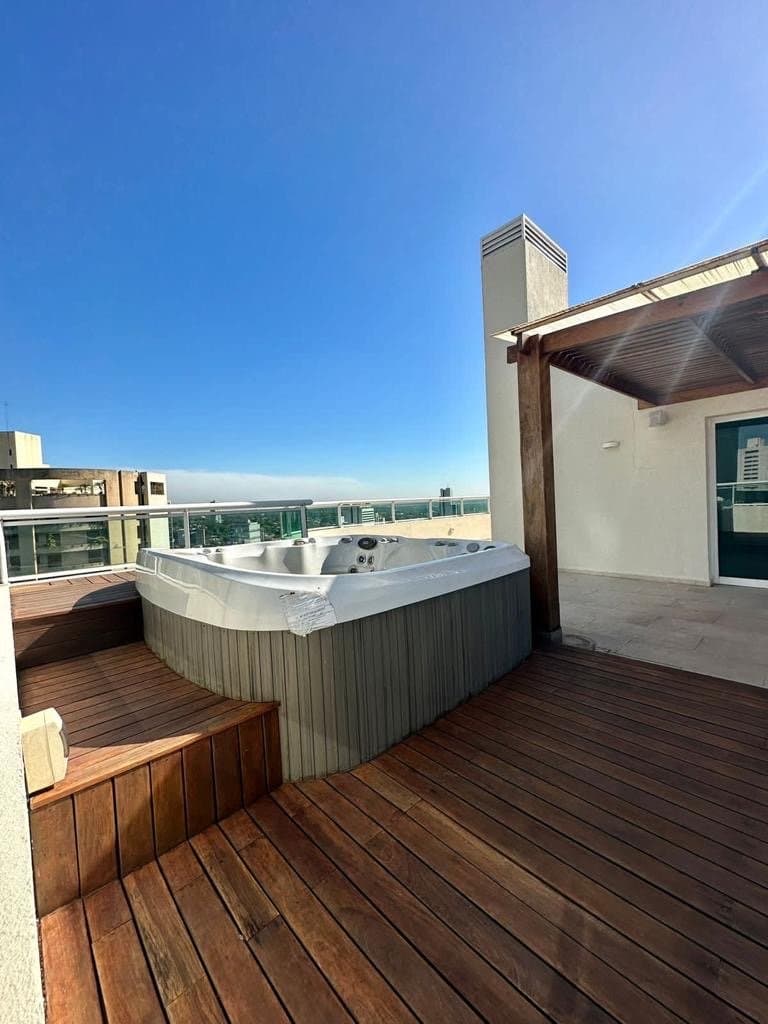 Alquilo Penthouse Con 3 Dormitorios Z.sta Teresa.