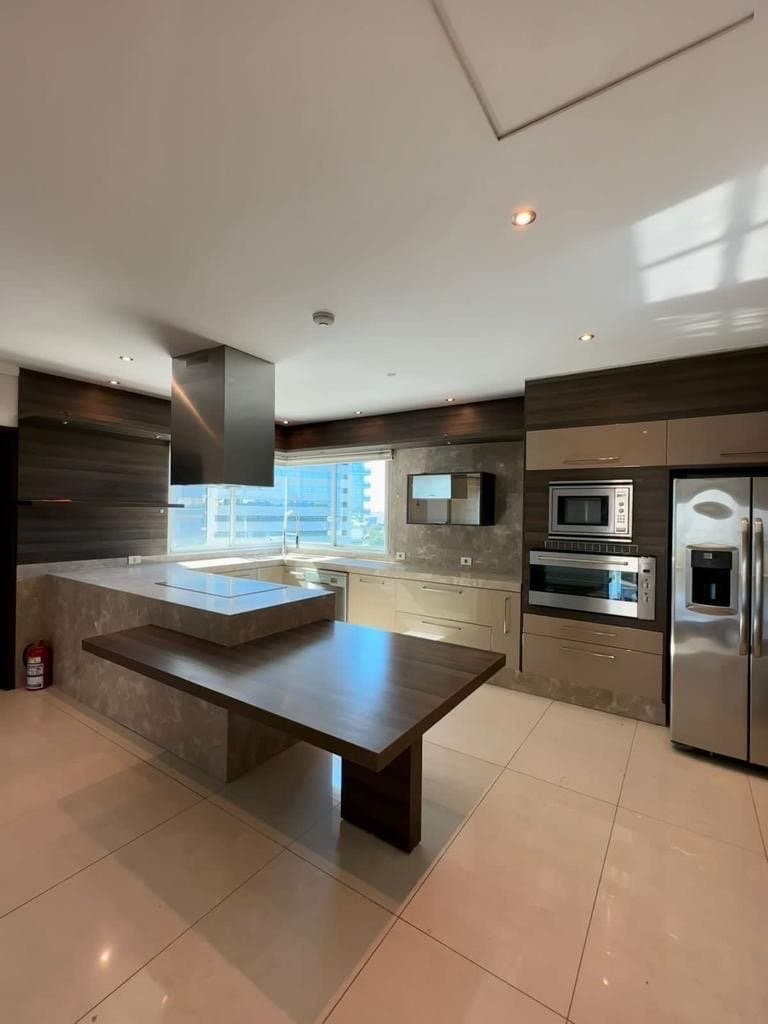 Alquilo Penthouse Con 3 Dormitorios Z.sta Teresa. – 3